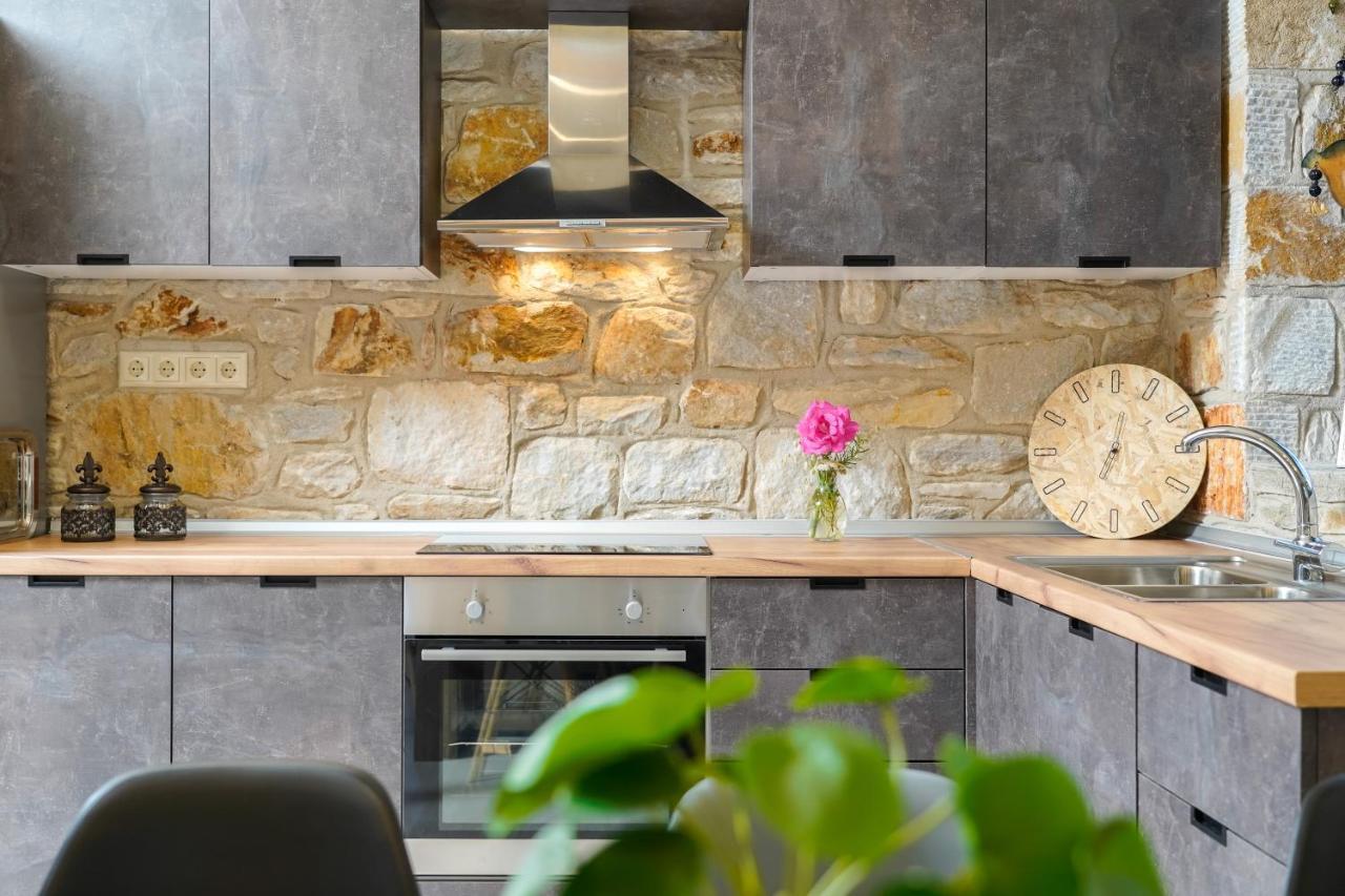 فيلا Kastro Stone House سكالا بوتامياس المظهر الخارجي الصورة